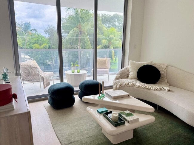 Photo - 13800 Highland Dr Unidad 307