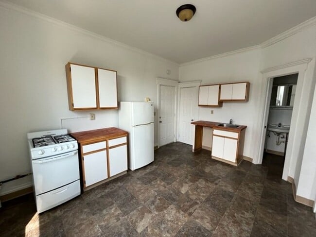 Photo - Camdon - 1 Bedroom - Central District - Vi...
