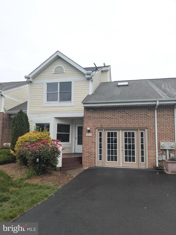 Photo - 6002 Bridgepointe Dr Townhome