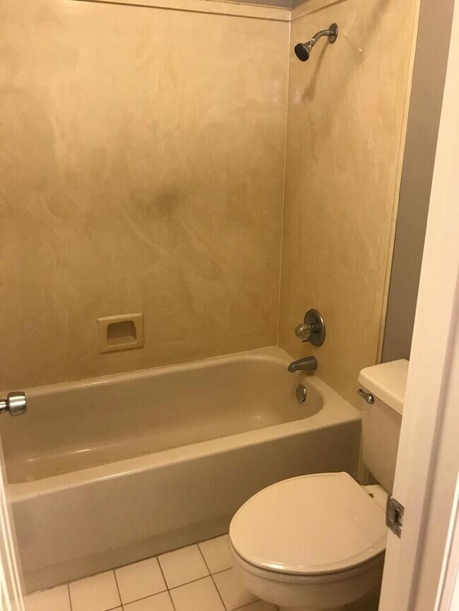 Cozy 3 Bedroom 2 Bathroom Home in Ridgeland Rental House Rental in