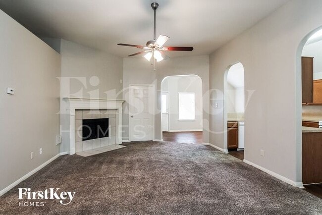 Photo - 5311 Lost Cove Ln