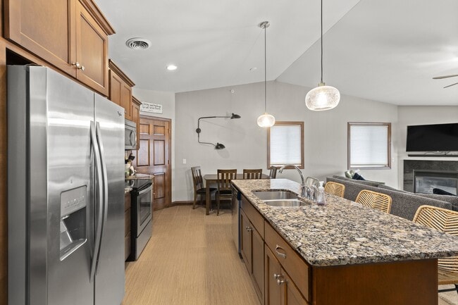 Photo - 1064 W Willis Wy