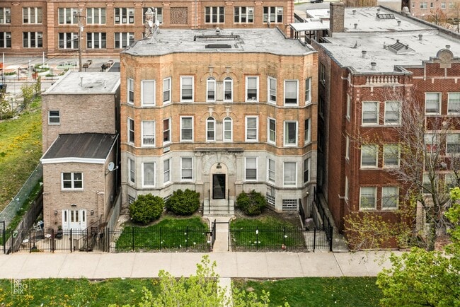 Photo - 819-21 S Independence Blvd