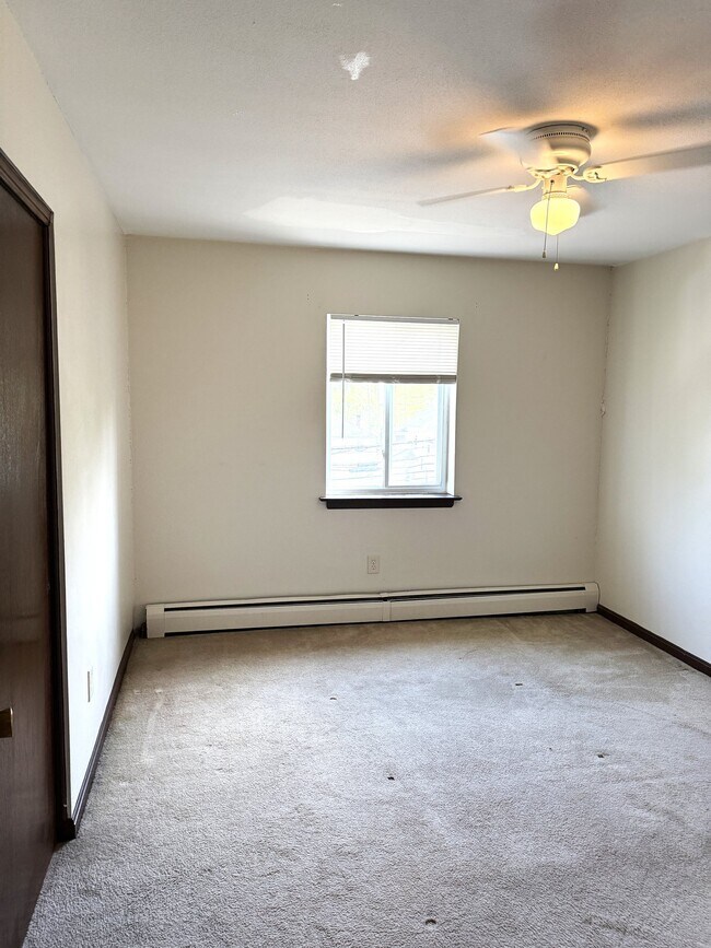 Photo - 39-41 W Washington St Unit 39-202
