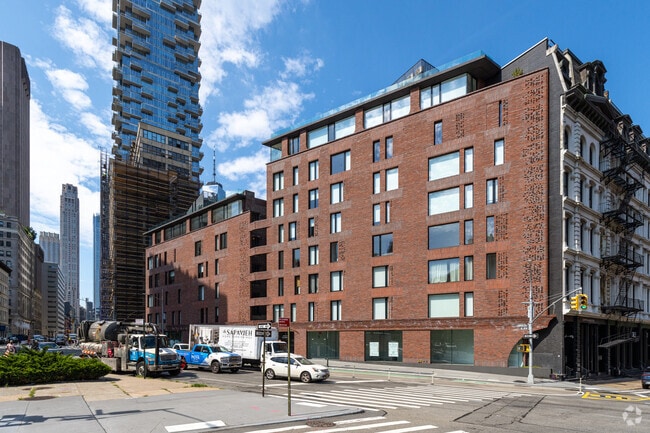 Photo - 100 Franklin