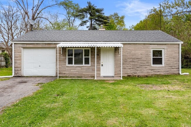 Building Photo - Spacious Three-Bedroom Single Home near Prospect and Sherman- COMING SOON