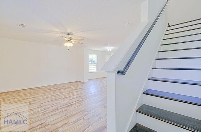 Photo - 89 Horsecreek Rd