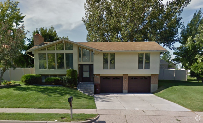 Building Photo - 813 E 5750 S Rental