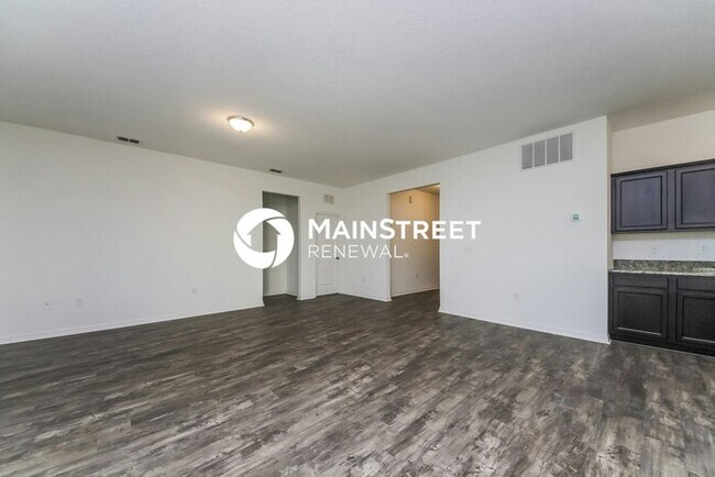 Photo - 4 Bedroom Pet-Friendly Home in Haines City...