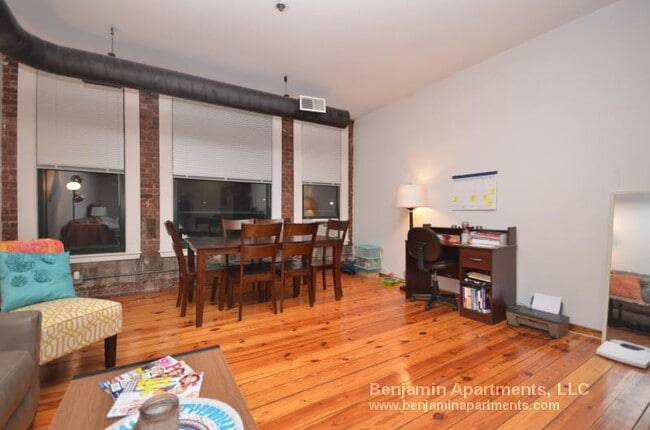 Photo - 600 Columbia Rd Unit 25