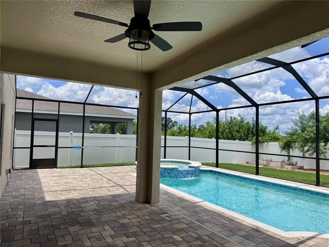 Photo - 1625 Emerald Hill Way