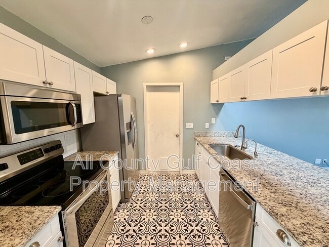 Photo - 8035 56th Ct E