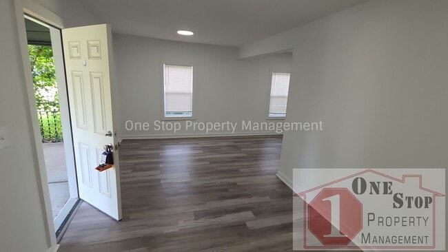 Photo - 807 S Hardy Ave