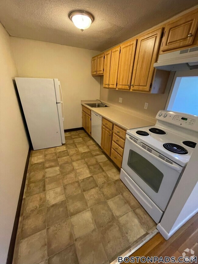 Building Photo - 66 Homer Ave Unit 502