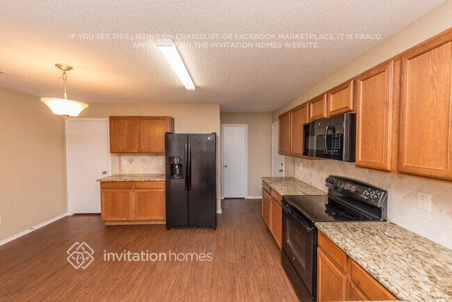 Photo - 3450 Post Oak Dr