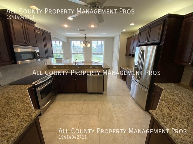 Photo - 5207 Manorwood Dr Unit 2D