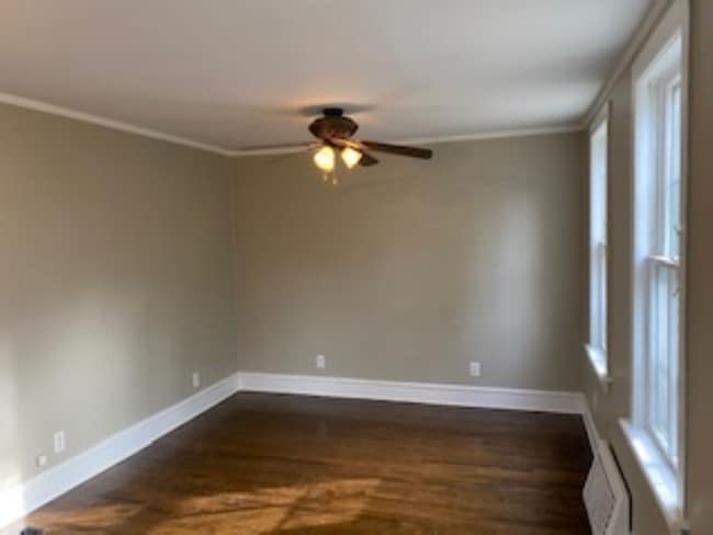 Photo - 310 W Scott St