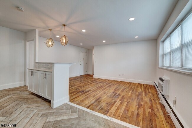 Photo - 22 Cottage St Unit 3G