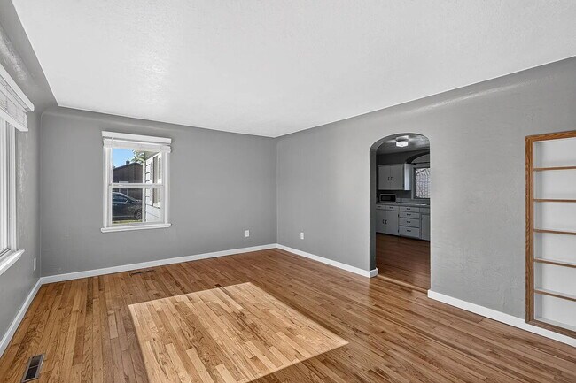 3 Bedroom, 1 Bathroom Home in Caldwell