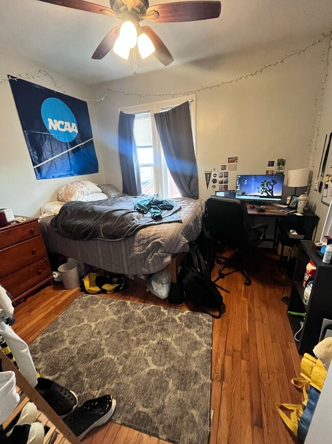 Photo - 731 Parker St Unit 3