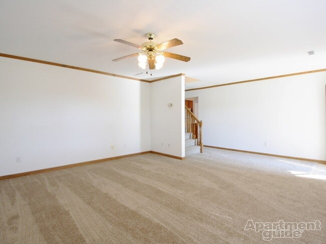 Photo - 20 Canterbury Ct