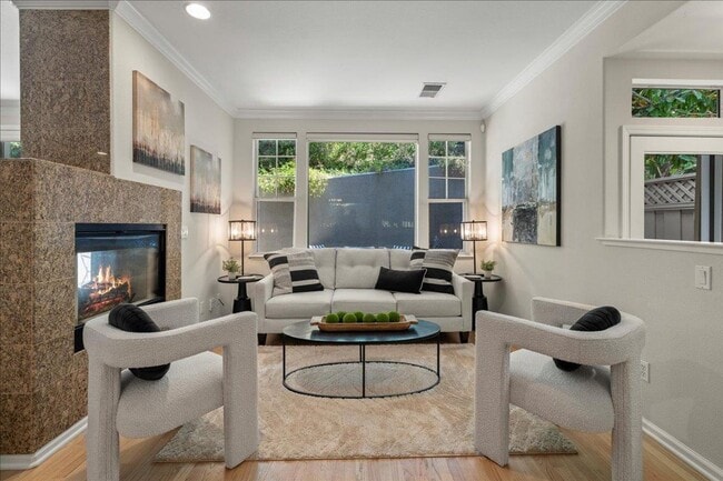 Photo - 182 Cuesta De Los Gatos