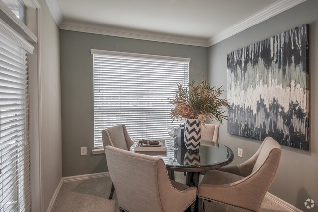 Comedor - The Plaza Museum District