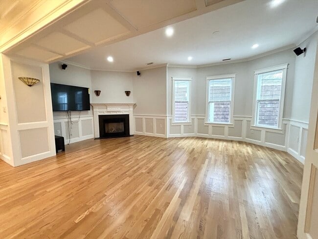 Photo - 12 Buttonwood St Unidad 3