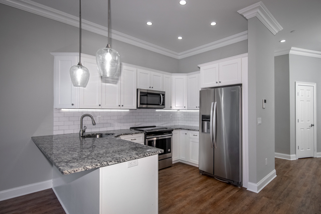 Building Photo - Fairfield Metro At Huntington Village Rental
