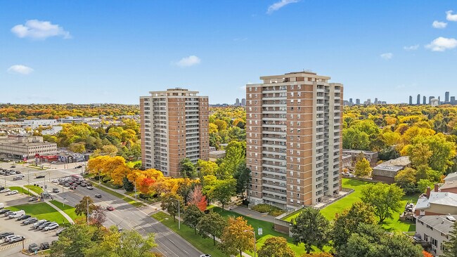 Photo - The Windfields Place