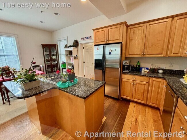 Building Photo - 39 Inman St Rental