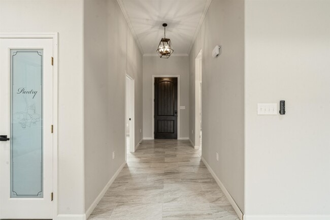 Photo - 203 Javier Dr