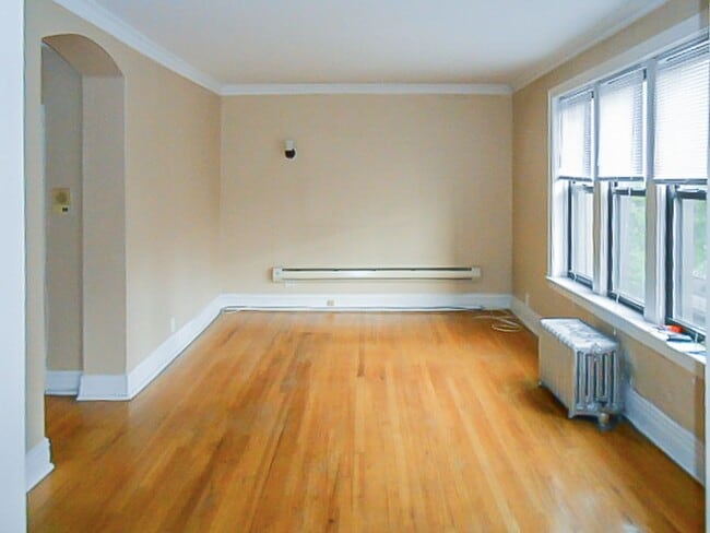 Building Photo - 627 W Melrose St Unit 2