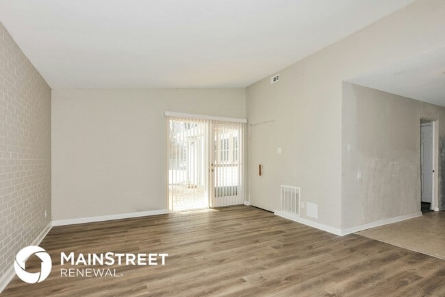 Photo - 8412 Chalons Ct