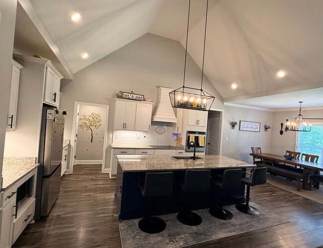 221 Sherlock Dr