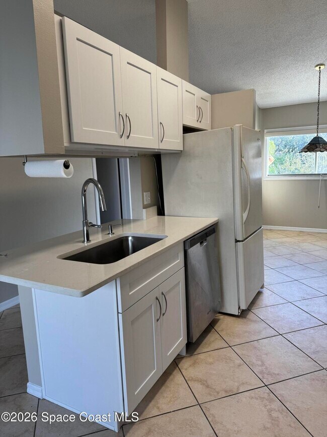 Photo - 118 Beach Park Ln Unit V26