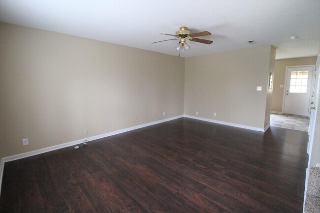 Photo - 2447 Caroline Dr Unit D