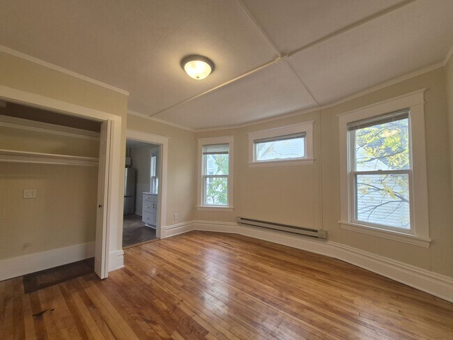 Photo - New!! Main Level 2 Bedroom in St Paul Duplex!! Unit A