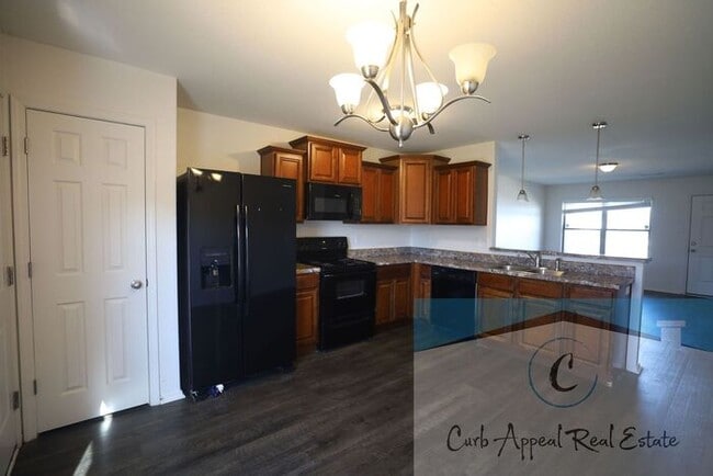 Photo - Beautiful 3 bed / 2 bath home with a spacious back yard - Nettleton!!