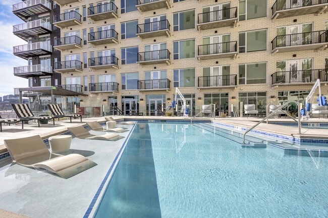 Building Photo - The Northern