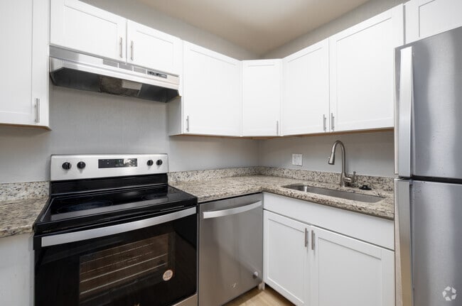 Interior Photo - Magnolia Court Rental