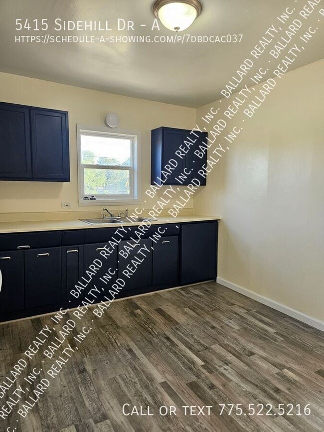 Photo - 5415 Sidehill Dr Unit A