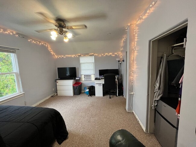 Photo - Duluth MN - 4 Bed - 1 Bath - Single Family...