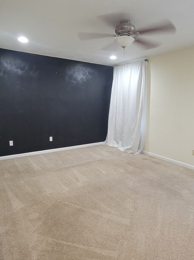 Photo - Short term rental 3 to 6 months