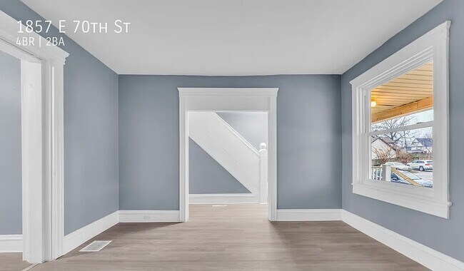 Photo - 1857 E 70th St