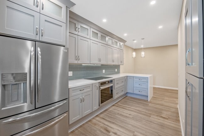 Photo - 5530 Spanish Oak Ln