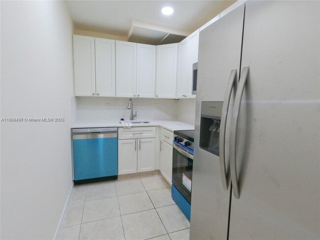 Photo - 618 NW 13th St Unit 14