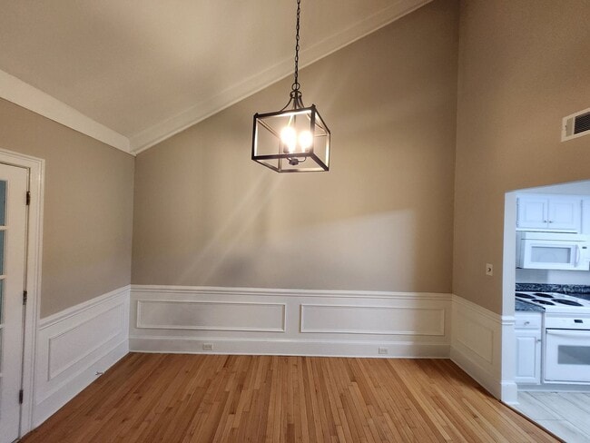 Photo - 624 Crown Pointe Dr
