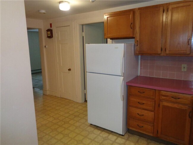 Photo - 115-117-117 Roger Williams Ave Unit R1