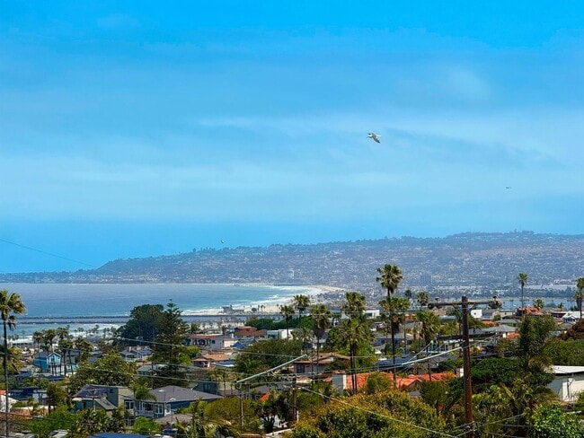 Photo - Welcome to your amazing coastal home above Sunset Cliffs